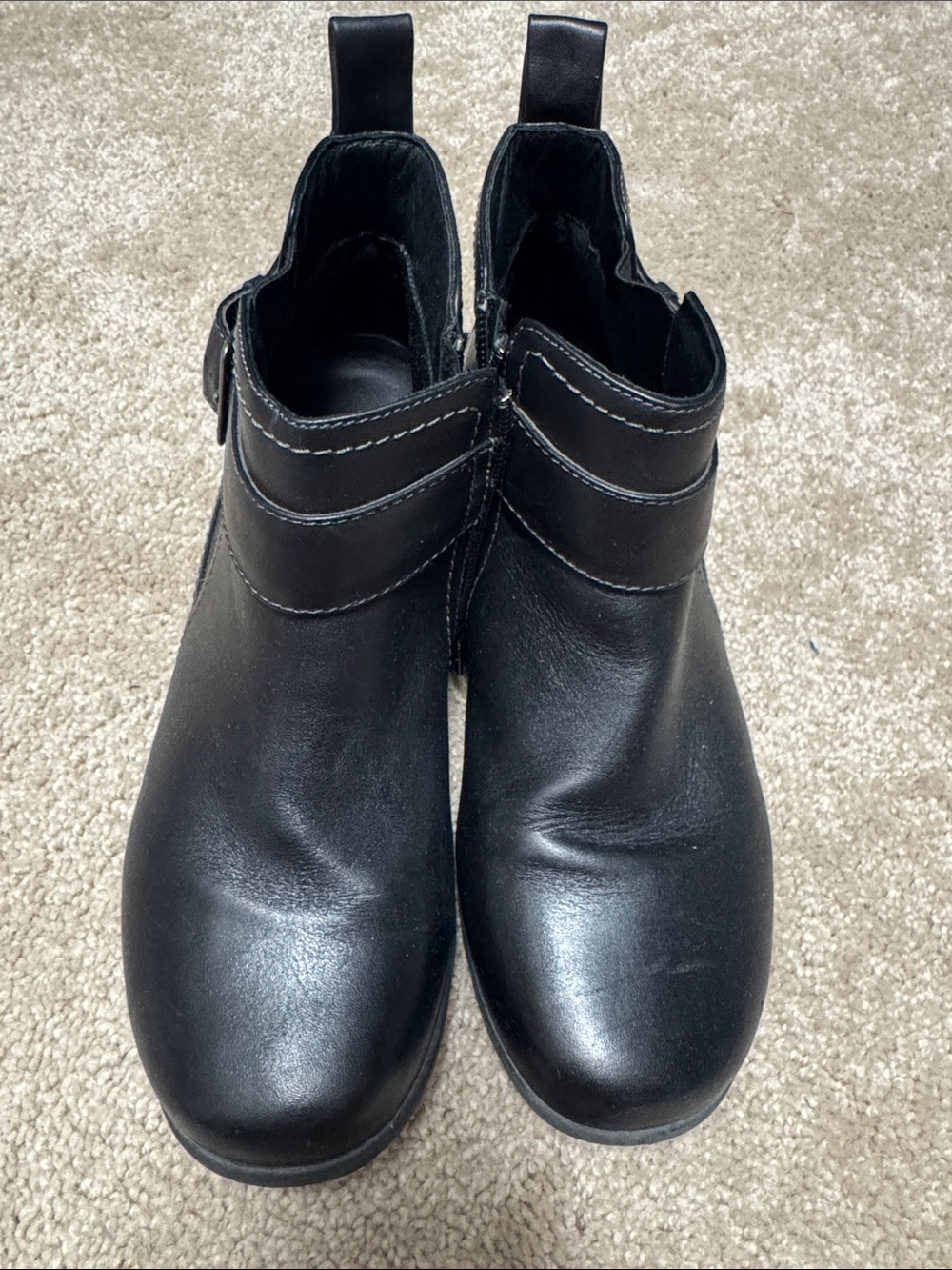 Women's Vionic Black Leather Ankle Booties